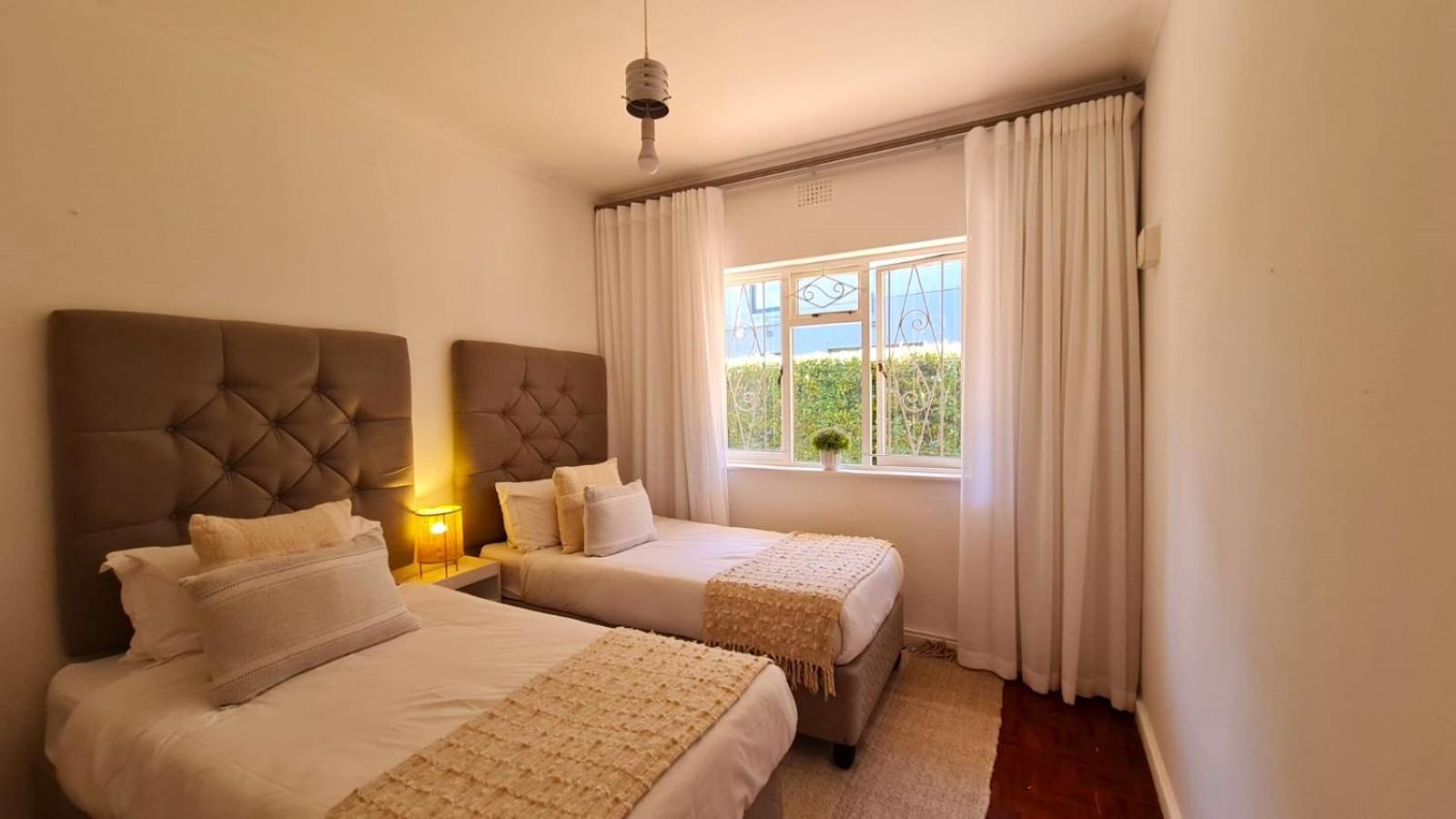 2 On Lismore Guesthouse Tokai Экстерьер фото
